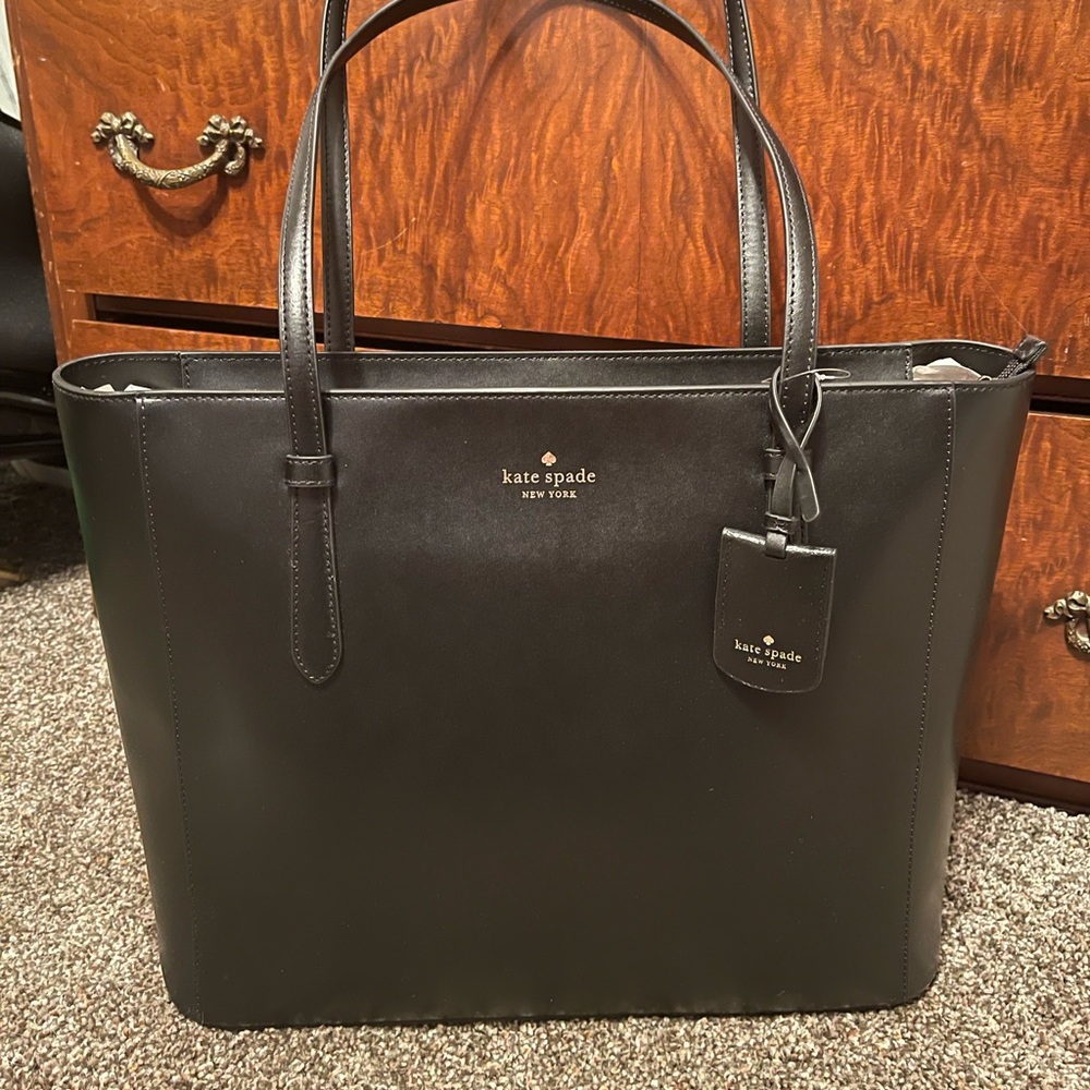 kate spade ♠️ tote NWT!